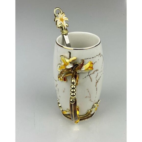 BTaT Brew To A Tea Fancy Ceramic Coffee Tea Mug w/ Spoon Floral White Yellow Gol - Picture 5 of 8